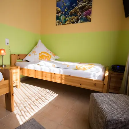 Haus Lily Nr.02 Bis Zu 6 Personen Davon Max. 2 * Busum